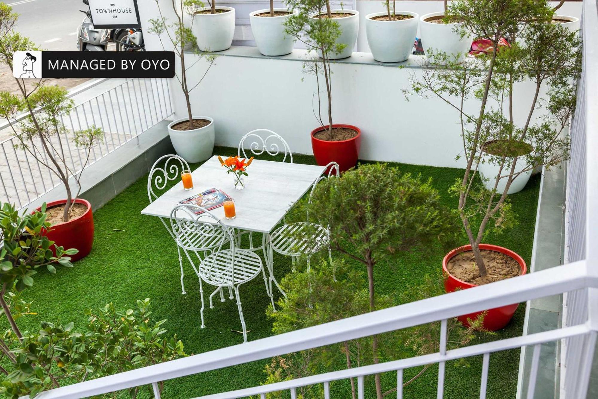 Hotel Gautam Residency Ню Делхи Екстериор снимка