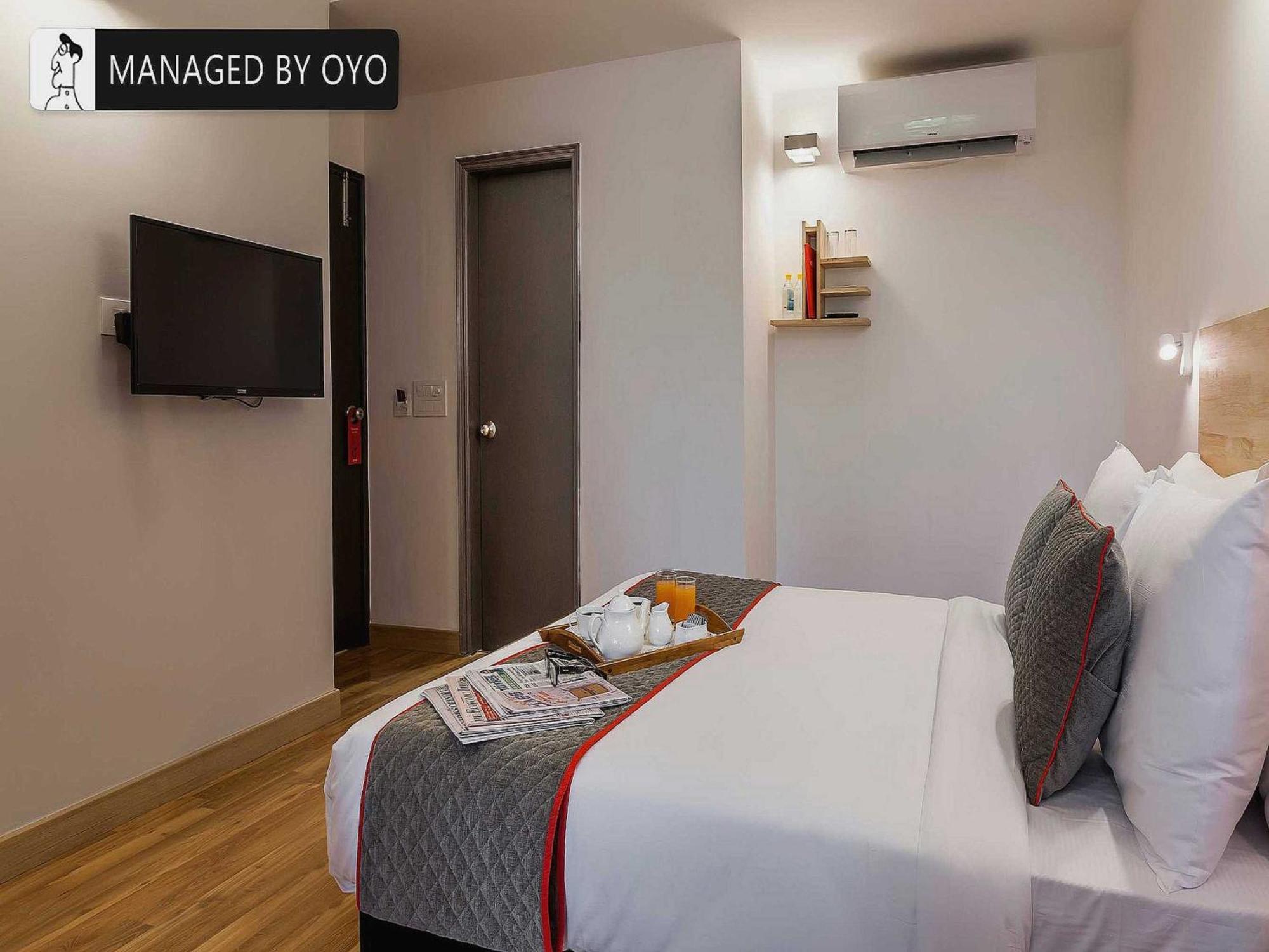 Hotel Gautam Residency Ню Делхи Екстериор снимка