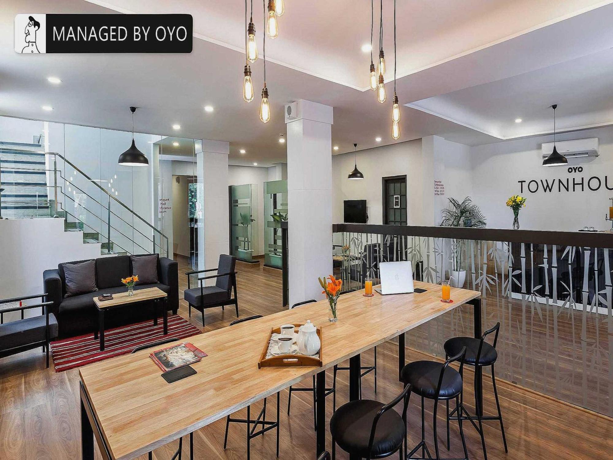 Hotel Gautam Residency Ню Делхи Екстериор снимка