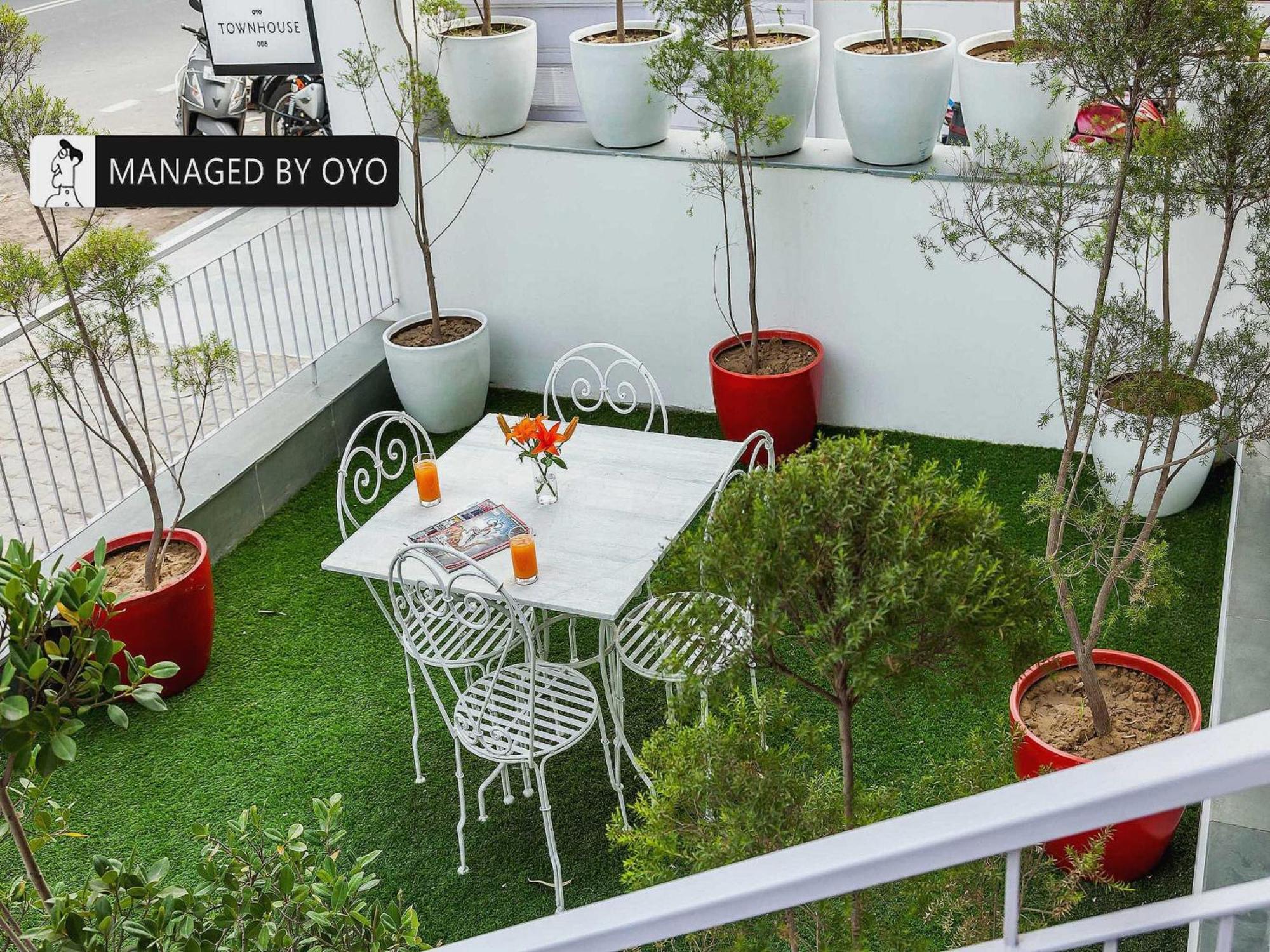 Hotel Gautam Residency Ню Делхи Екстериор снимка