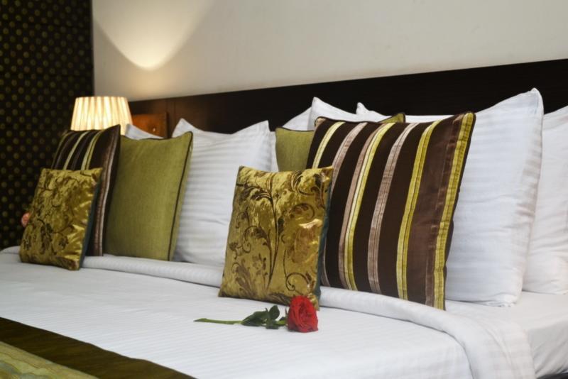 Hotel Gautam Residency Ню Делхи Екстериор снимка