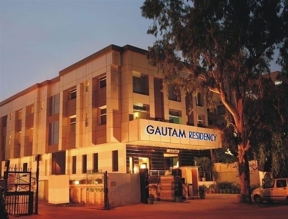Hotel Gautam Residency Ню Делхи Екстериор снимка